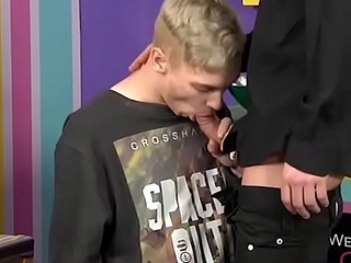 Twink loves sucking and railing fat learn of regarding than anything