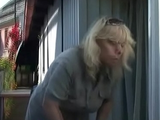Son-in-law bangs their way old pussy outdoors
